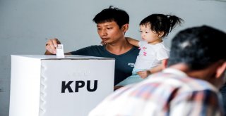 Endonezyada Oy Sayımı Başladı