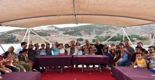 Madonnaın Pizzacısı, Tuncelide Yetim Çocuklara Pizza Yaptı