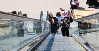 İki İlçeyi Birleştiren Üst Geçit Hizmete Girdi