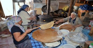 Aksekili Kadınların İmece Usulü ‘Kış Mesaisi