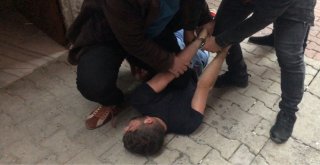 (Özel) Polisten Uyuşturucu Tacirine: Uyuşturucu İçenin Başı Dik Olmaz