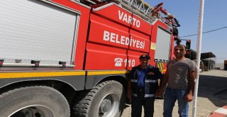 Varto İtfaiyesi Kuş Yavrusu İçin Seferber Oldu