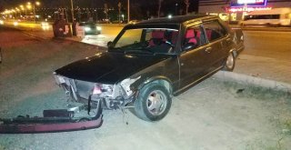 Kaza Yapınca Aracına Çarpan Motosikletteki Şahıslar Akrabası Çıktı