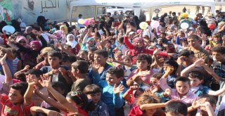 Suriyede Kurban Bayramı Öncesi Oyuncak Şenliği