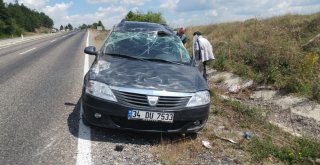 Şoka Giren Sürücü, Kaza Yaptığı Otomobiline Binip Gitmek İstedi