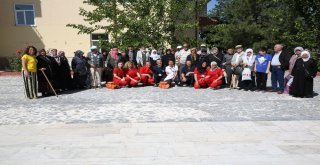 100 Yaşlı İlk Defa Erciyese Çıkmanın Heyecanını Yaşadı