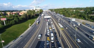 Okulların Açıldığı İlk Gün Akşam Trafiği Havadan Görüntülendi