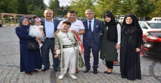 Başkan Kocanın Makam Aracı, Down Sendromlu Genç İçin Sünnet Arabası Oldu