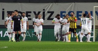 Spor Toto 1. Lig: İstanbulspor: 3 - Giresunspor: 1