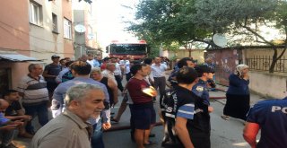 Ümraniyede Bir Apartmanda Yangın Çıktı