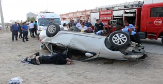 Otomobil Takla Attı: 2 Ölü, 3 Yaralı