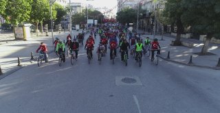 Tahmazoğlu Vatandaşlarla Cumhuriyet İçin Pedal Çevirdi