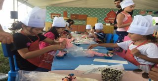 Minikler Lezzet Yarışı Yaptı, Aileleri Heyecanla İzledi
