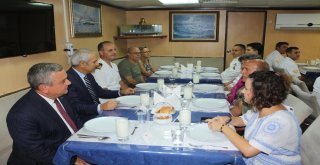 Gemlik Fırkateyni Kuşadasında Ziyarete Açıldı