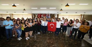 Bayraklı Belediyesinden Başarılı Öğrencilere Burs Desteği