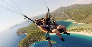 Görme Engelliler Yamaç Paraşütüyle Uçtu