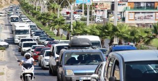 Bodruma 100 Bin Araç, 2 Milyon Tatilci Geldi