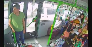 Otobüs Şoförü Kalp Krizi Geçiren Kadının Hayatını Böyle Kurtardı