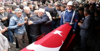 Nişanlısının Kamuflajını Giyip Hayallerimizi Çaldılar Diye Gözyaşı Döktü