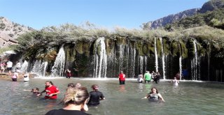 Turistlerin Yeni Gözdesi Aladağ Küp Şelaleleri