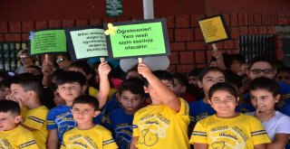 Adanada 500 Bin Öğrenci Okula Döndü