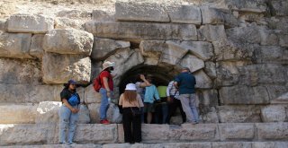 2 Bin Yıllık Antik Baraja Güney Koreli Öğrencilerden İlgi