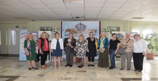 Amerikalı Heyet Kırımda İncelemelere Başladı