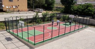 Bitlis Belediyesinden Okullara Basketbol Sahası