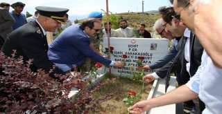Vali Ali Hamza Pehlivan Şehit İdris Karakaşoğlunun Ailesini Ziyaret Etti