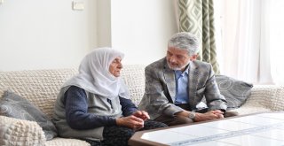 Başkan Tunadan 15 Temmuz Şehitlerinin Ailesine Ziyaret