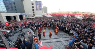 Büyükşehir Binasında Vatandaşlarla İlk Buluşma