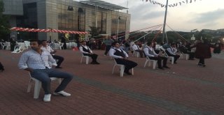 Toplu Kınada Hem Eğlence Hem Gözyaşı