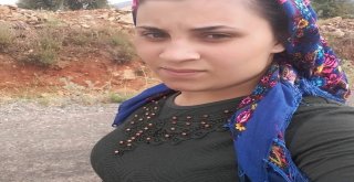 Eski Eşinin Yüzünü Şişeyle Parçaladı