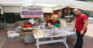 (Özel) Ev Hanımları, Gözleme Satarak Futbol Takımına Destek Sağlıyor