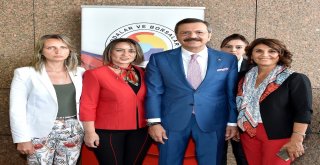 Tobb Kadın Girişimcilerden Tobb Başkanı Hisarcıklıoğlu Ve Bakan Pekcana Ziyaret