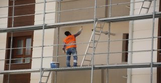 Gölbaşının Çehresi Yenilenen Cephelerle Değişiyor