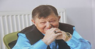 Şişko Nurinin Cenazesinde Büyük Vefasızlık