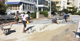 Edremit Belediyesi Bir Ayda 80 Bin Metrekare Parke Taş Döşedi