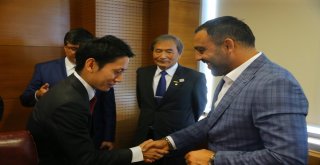 Bakan Yardımcısı Yerlikaya Tokyo Paralimpik Olimpiyatları Öncesi Japon Heyeti İle Bir Araya Geldi