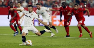 Uefa Avrupa Ligi: Sevilla: 3 - Akhisarspor: 0 (İlk Yarı)