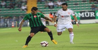 Spor Toto Süper Lig: Akhisarspor: 0 - Demir Grup Sivasspor: 0 (İlk Yarı)