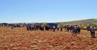 Ailesini Katleden Katil Olay Yerinden Kaçmış