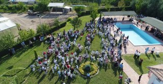 Başkan Yanılmaz, Yaz Kampına Katılan Çocuklara Bisiklet Hediye Etti