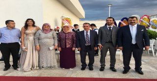 Aydemir Ailesinin Mutlu Günü