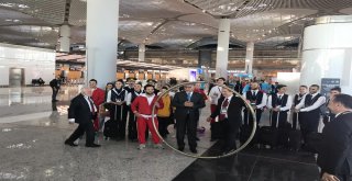 Yeni Havalimanı Açılış Törenine Ünlü Akını