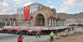 Hasankeyfte İmam Abdullah Zaviyesi Taşınmaya Başlandı