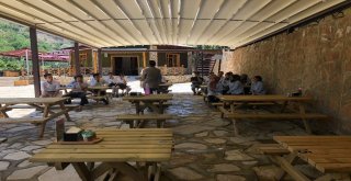 Tomara Şelalesinde Çalışanlara Kaliteli Hizmet Eğitimi Verildi