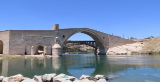 Tarihin Eskitemediği Köprü: Malabadi