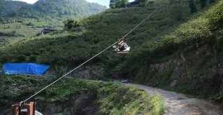 İlkel Teleferikle Metrelerce Yükseklikte Ölümüne Yolculuk