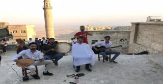 Çılgın Berberden Mardin Manzaralı Tıraş